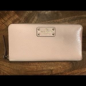 Kate Spade Zip Around Wallet